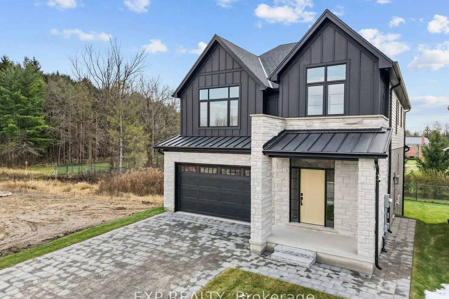 6875 Heathwoods Avenue photo 2