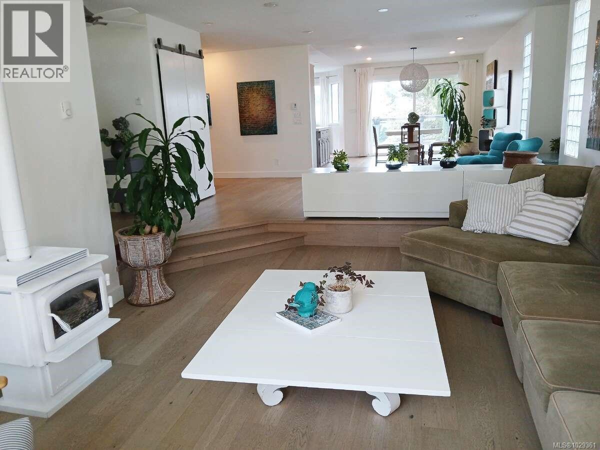 Additional image 6 of 655 Totem Crescent, Comox, BC, V9M3J8