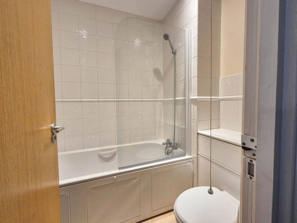 Additional image 17 of 4 bed penthouse for saleNeptune Square, Ipswich IP4