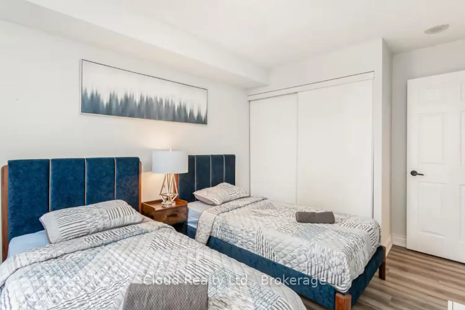 Additional image 14 of 3888 Duke Of York Boulevard 933, Mississauga