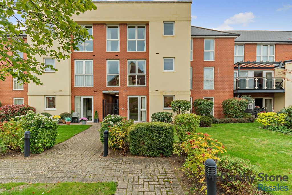 Additional image 2 of 2 bed flat for saleFrancis Court, Barbourne Road, Worcester WR1