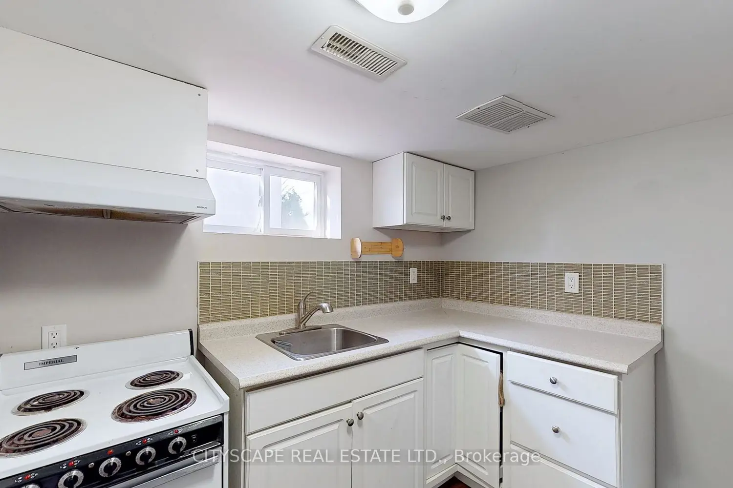 Additional image 19 of 39 Woodward Avenue