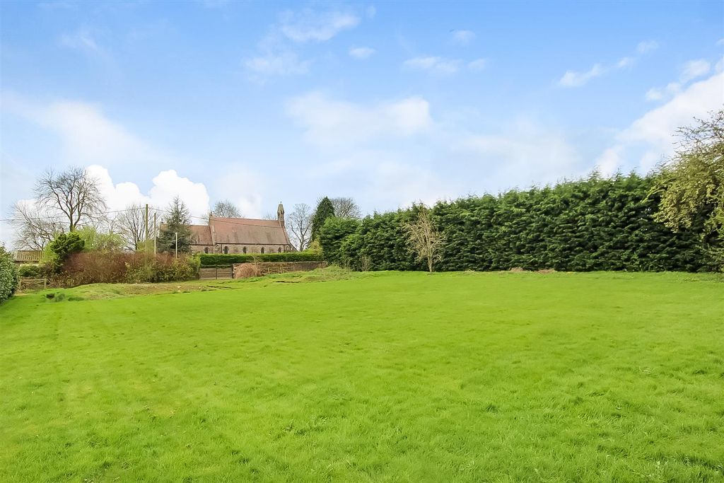 Land for saleDenton, Darlington DL2 photo 5