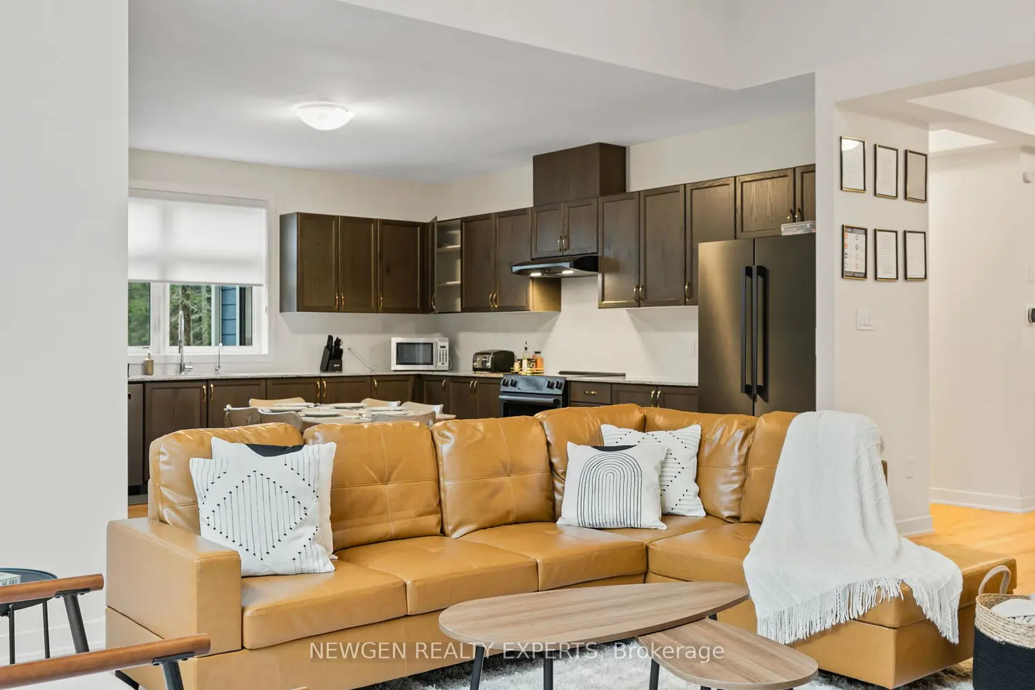 Additional image 5 of 1049 Greensview Drive