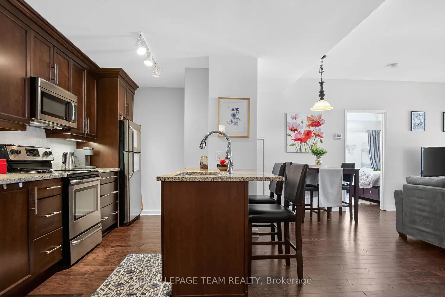 Additional image 6 of 310 Centrum Boulevard 204