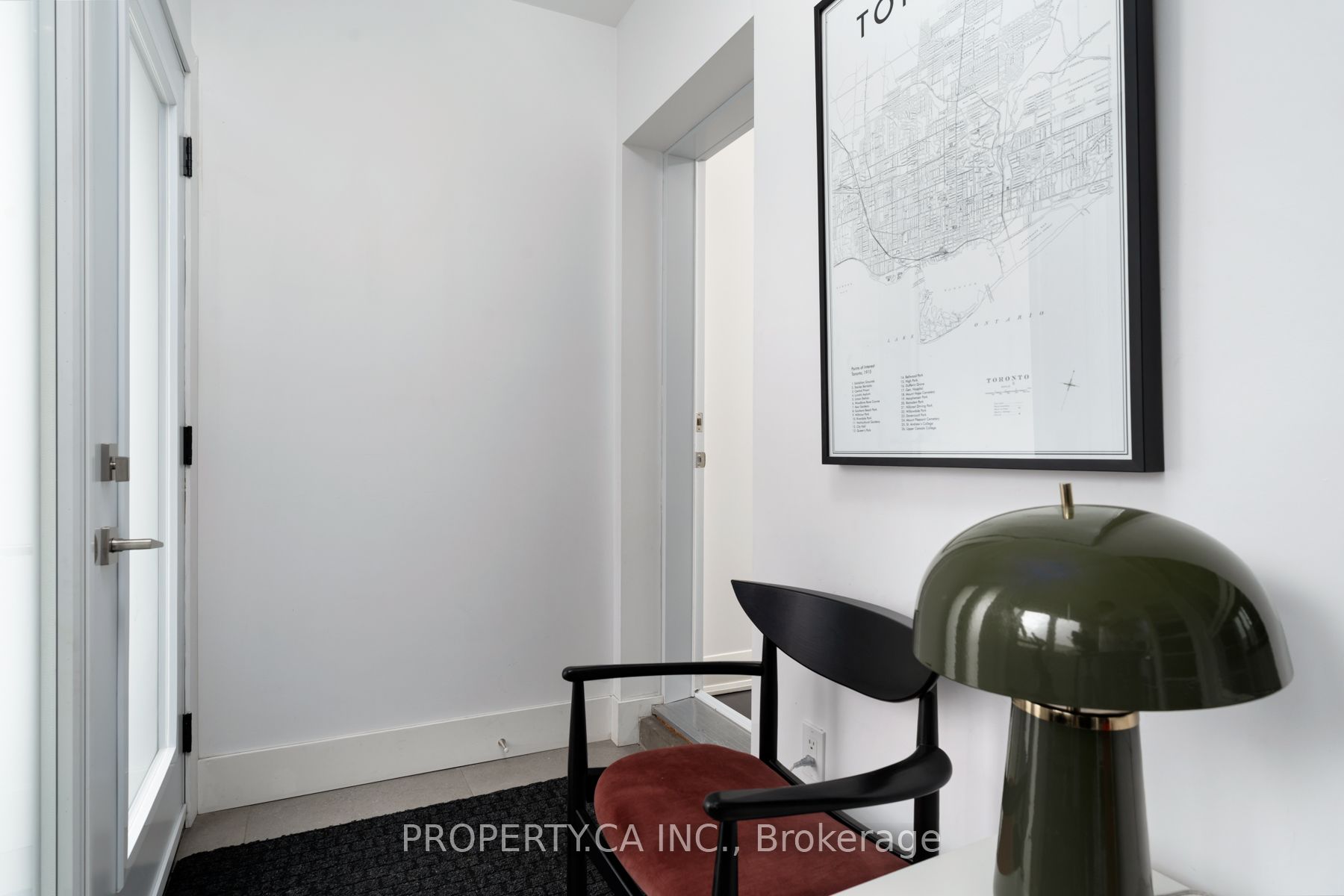 Additional image 3 of 283 Lansdowne Avenue, Toronto, ON, M6K 2W2