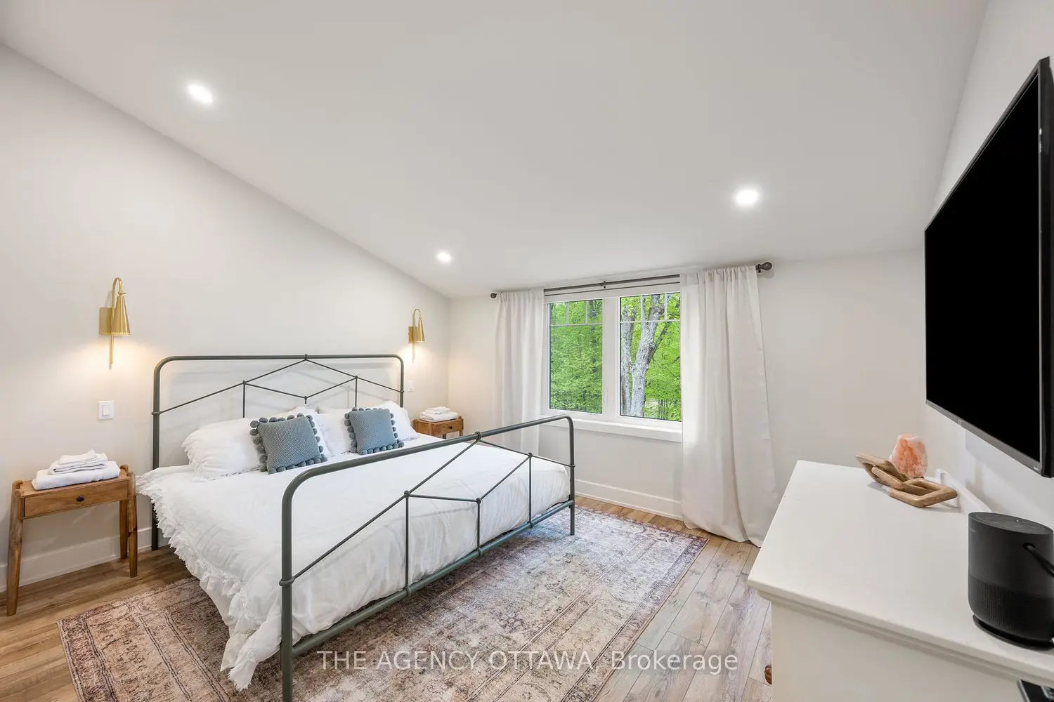 Additional image 11 of 36 Crestview Drive