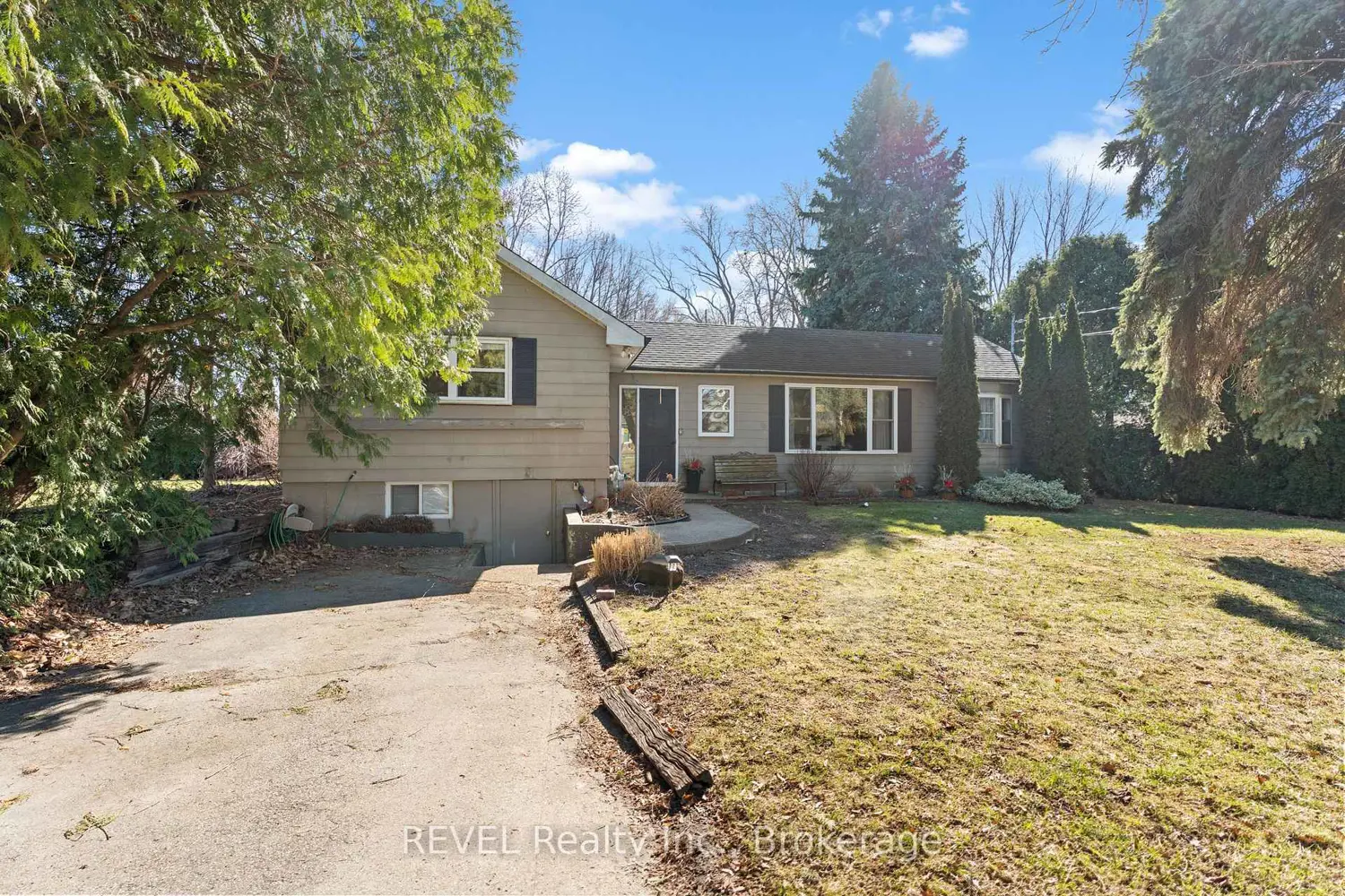 Additional image 17 of 639 Penner Street