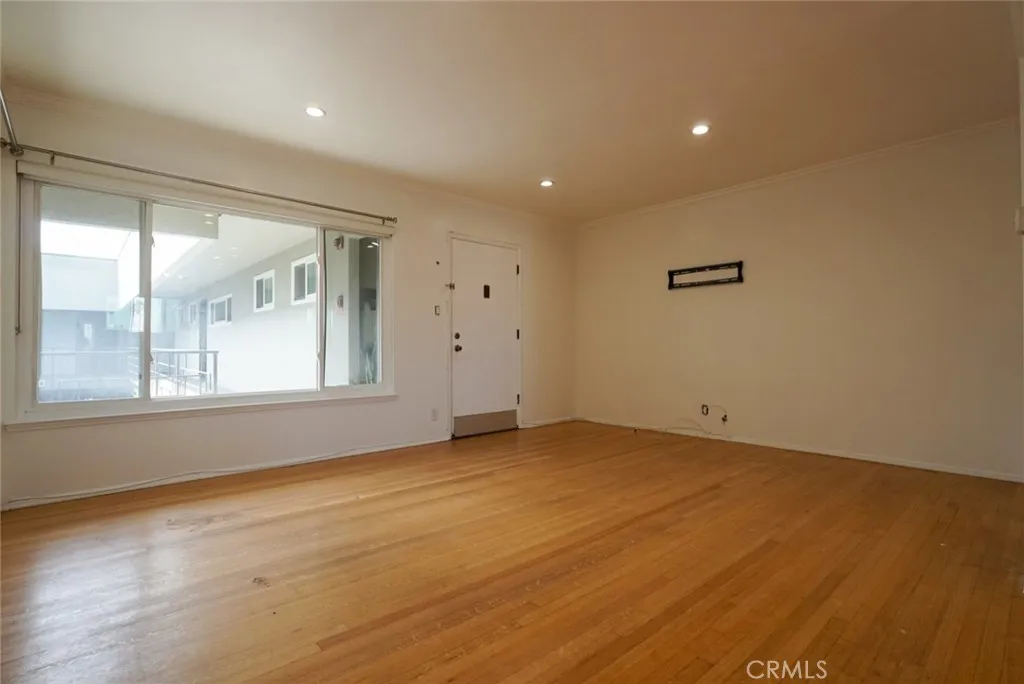 Additional image 5 of 2105 E Ocean Blvd Unit 19, Long Beach, CA 90803