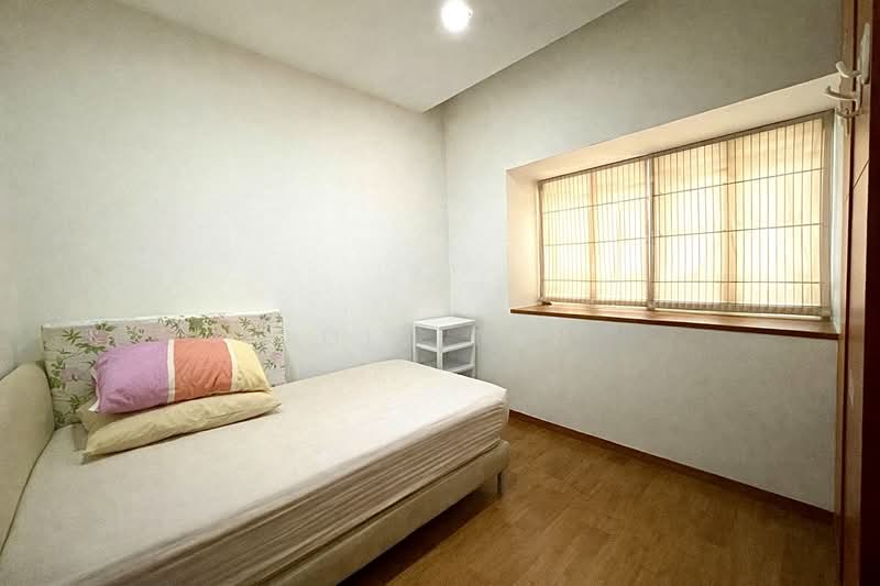 Additional image 5 of 62 Marine Parade Road