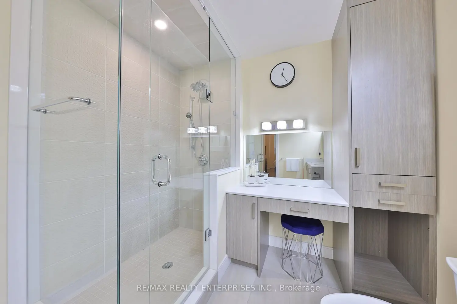 Additional image 14 of 1575 Lakeshore Road Gr17