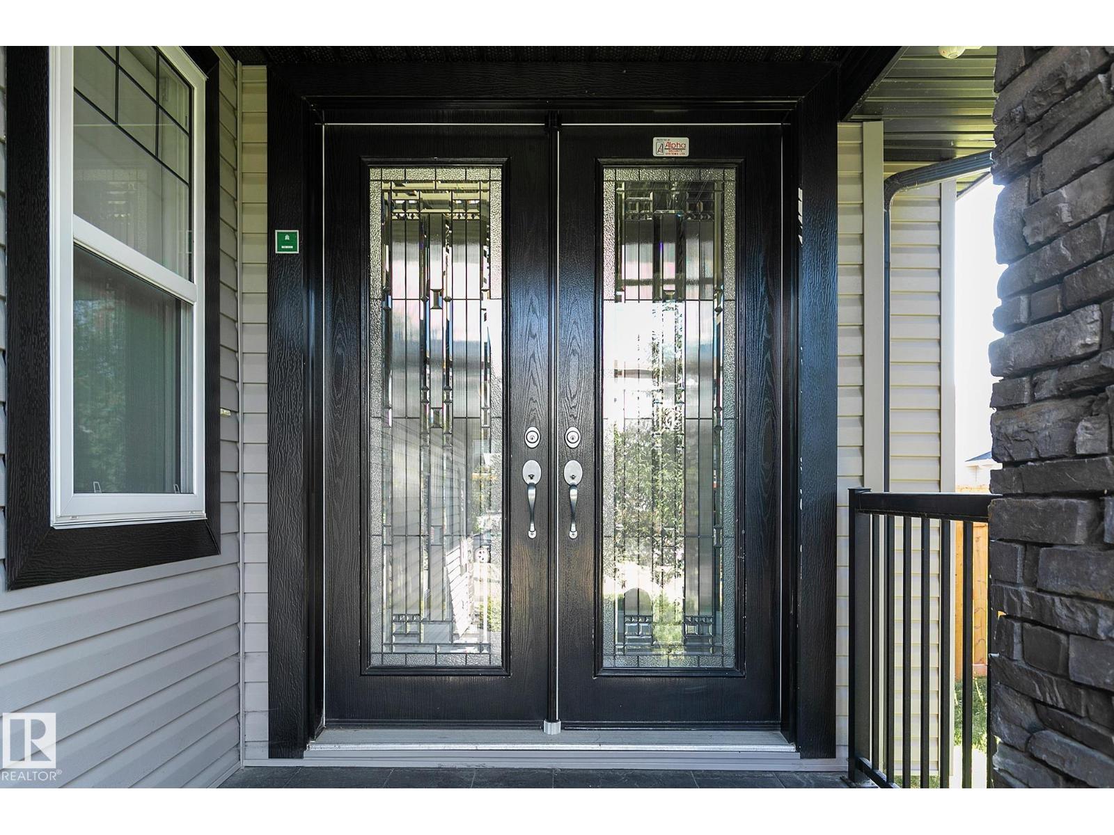 Additional image 2 of 475 Allard Boulevard SW, Edmonton, AB, T6W3H4