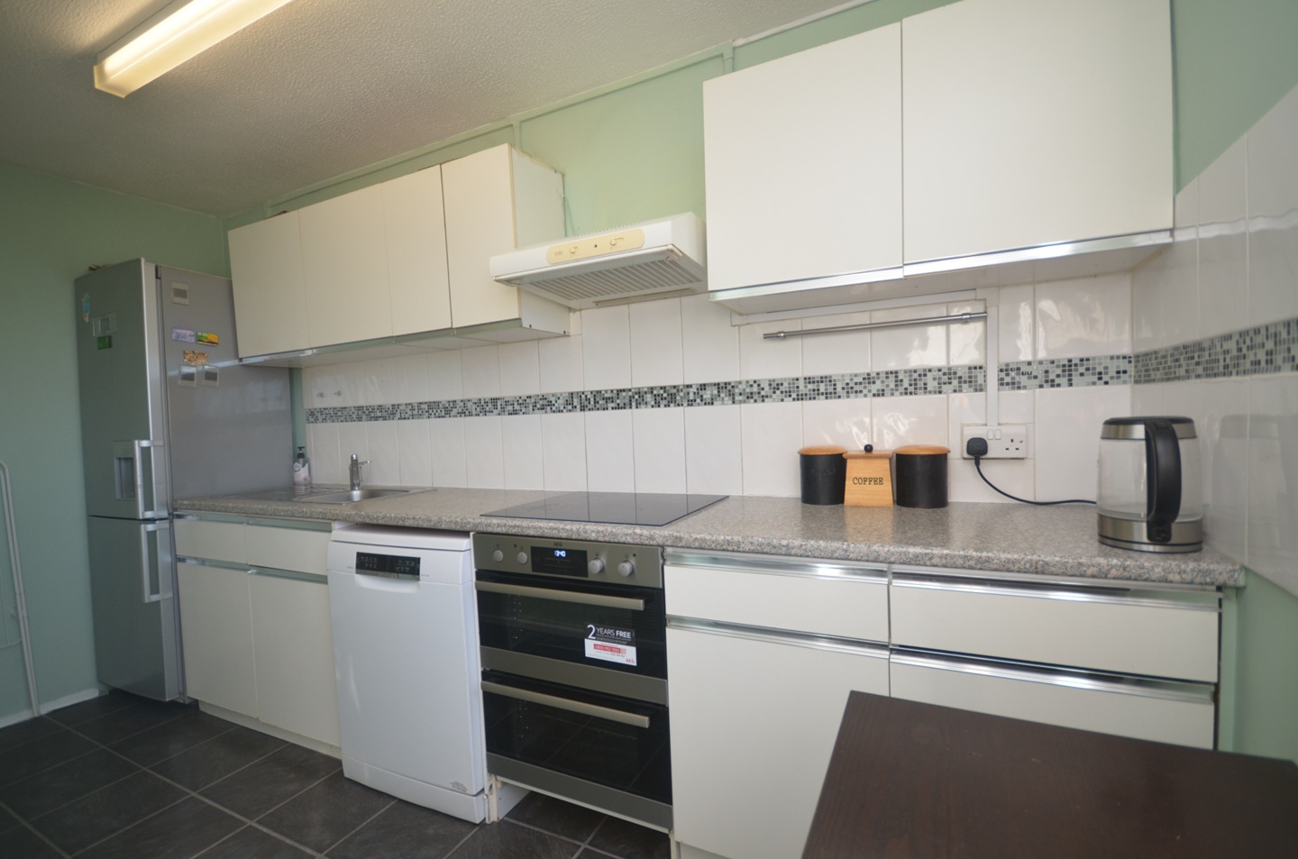 Additional image 11 of 2 Bed Flat, Compton House, SW11, N1 7GU