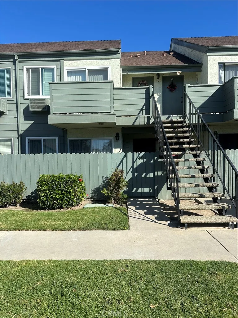 Additional image 13 of 635 N Bristol St, Santa Ana, CA 92703