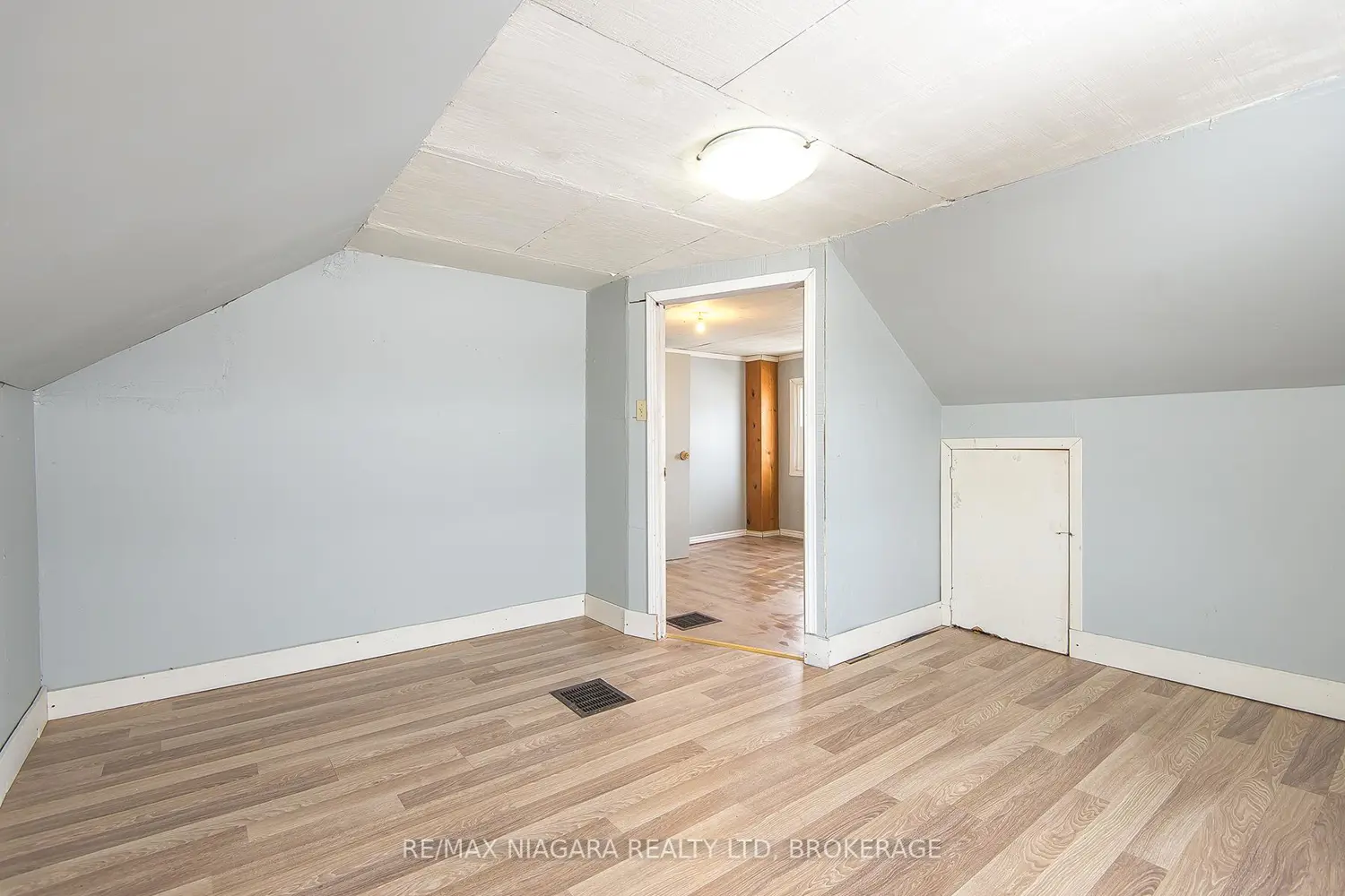 Additional image 14 of 567 Killaly Street