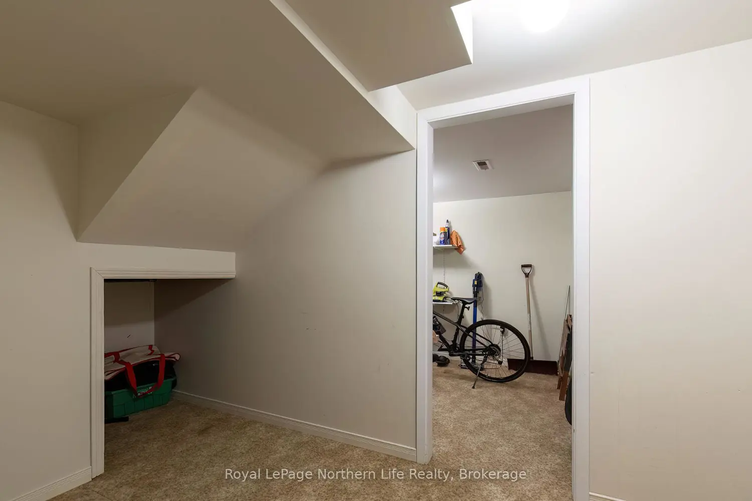 Additional image 16 of 624 Lakeshore Drive 1