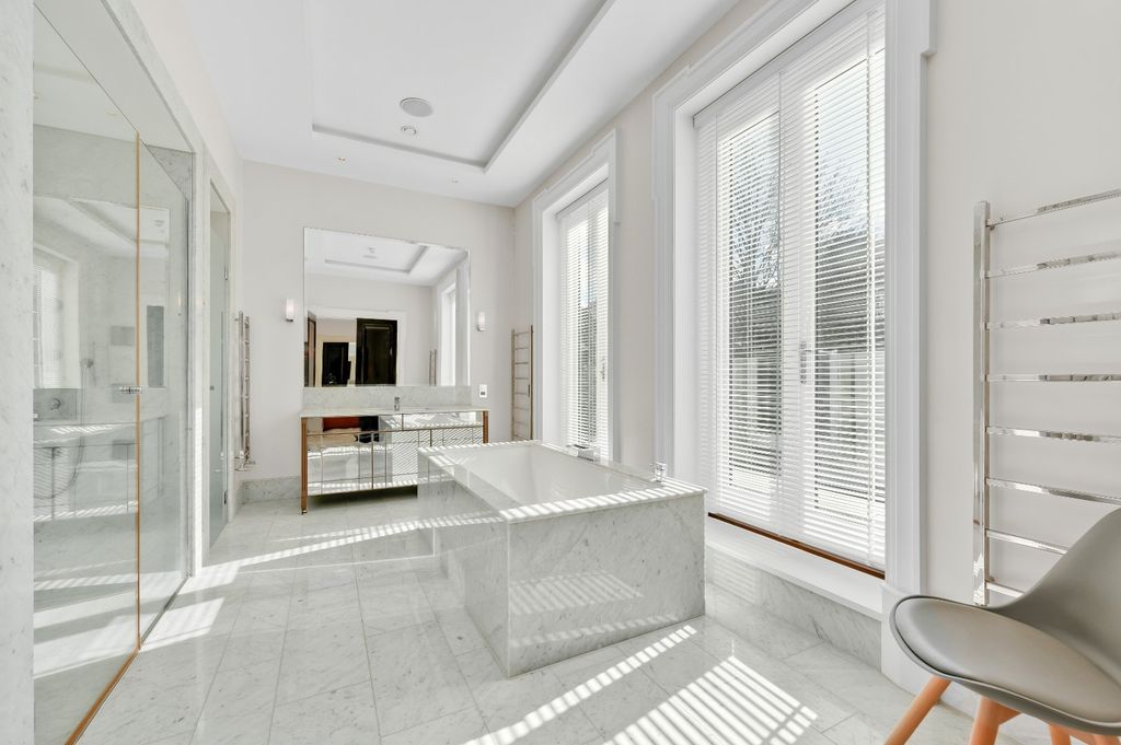 Additional image 14 of 6 bed detached house for saleCavendish Road, St George's Hill, Weybridge, Surrey KT13