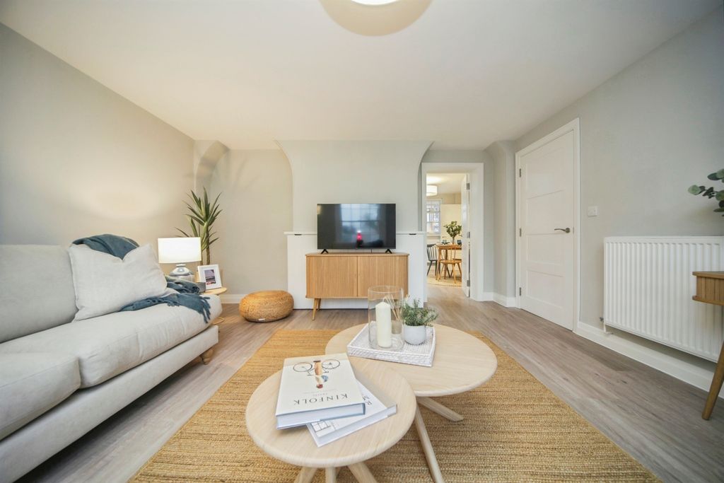 Additional image 9 of 2 bed flat for saleThe Old Hop, Hadleigh, Ipswich IP7