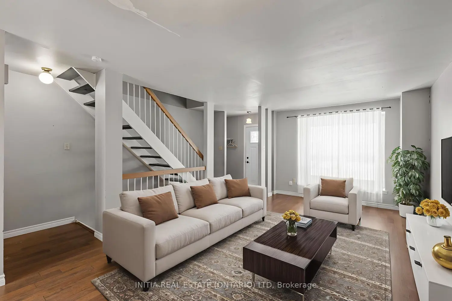 253 Taylor Street 19 photo 2