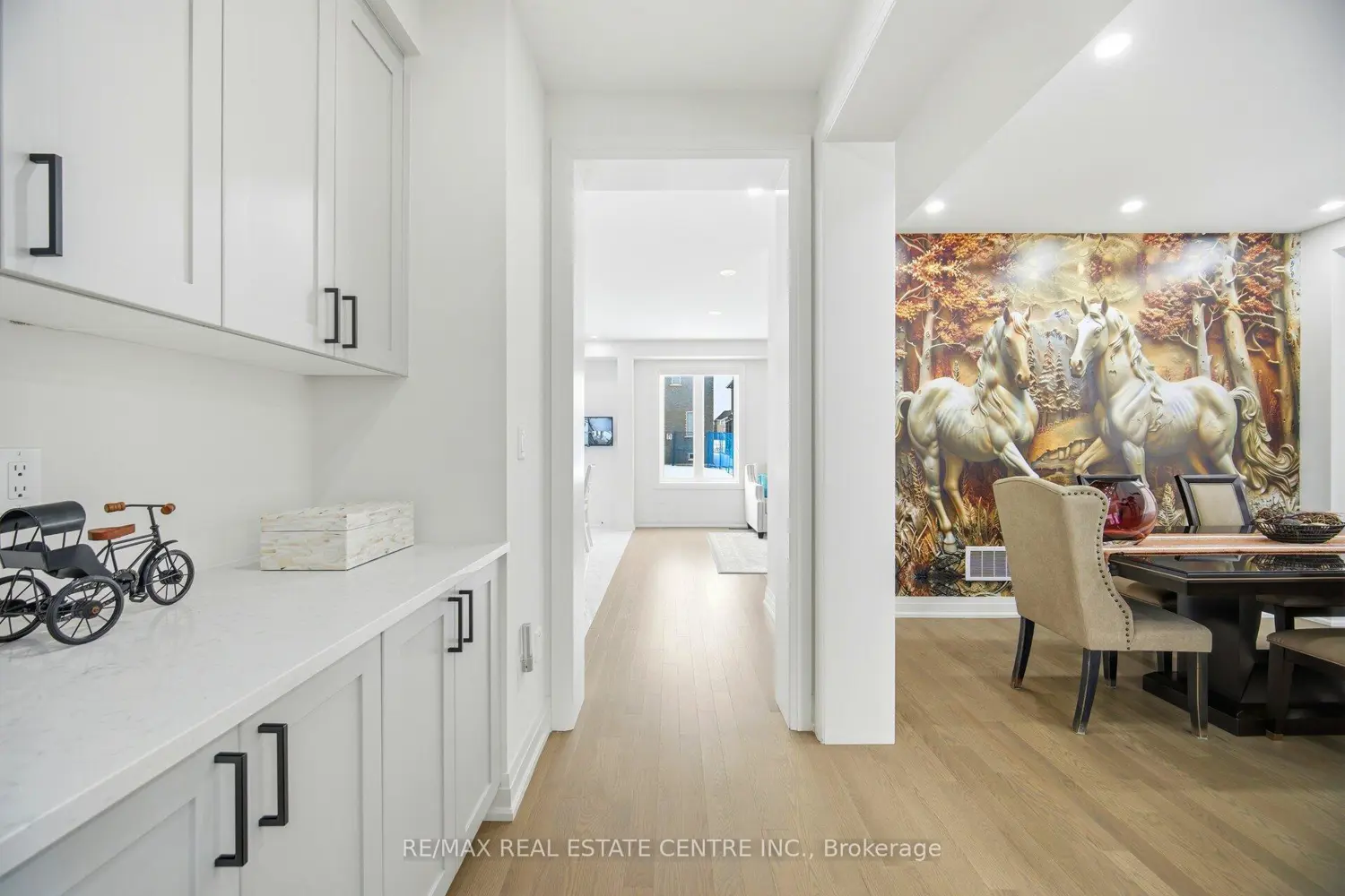 Additional image 4 of 112 Bluebird Boulevard