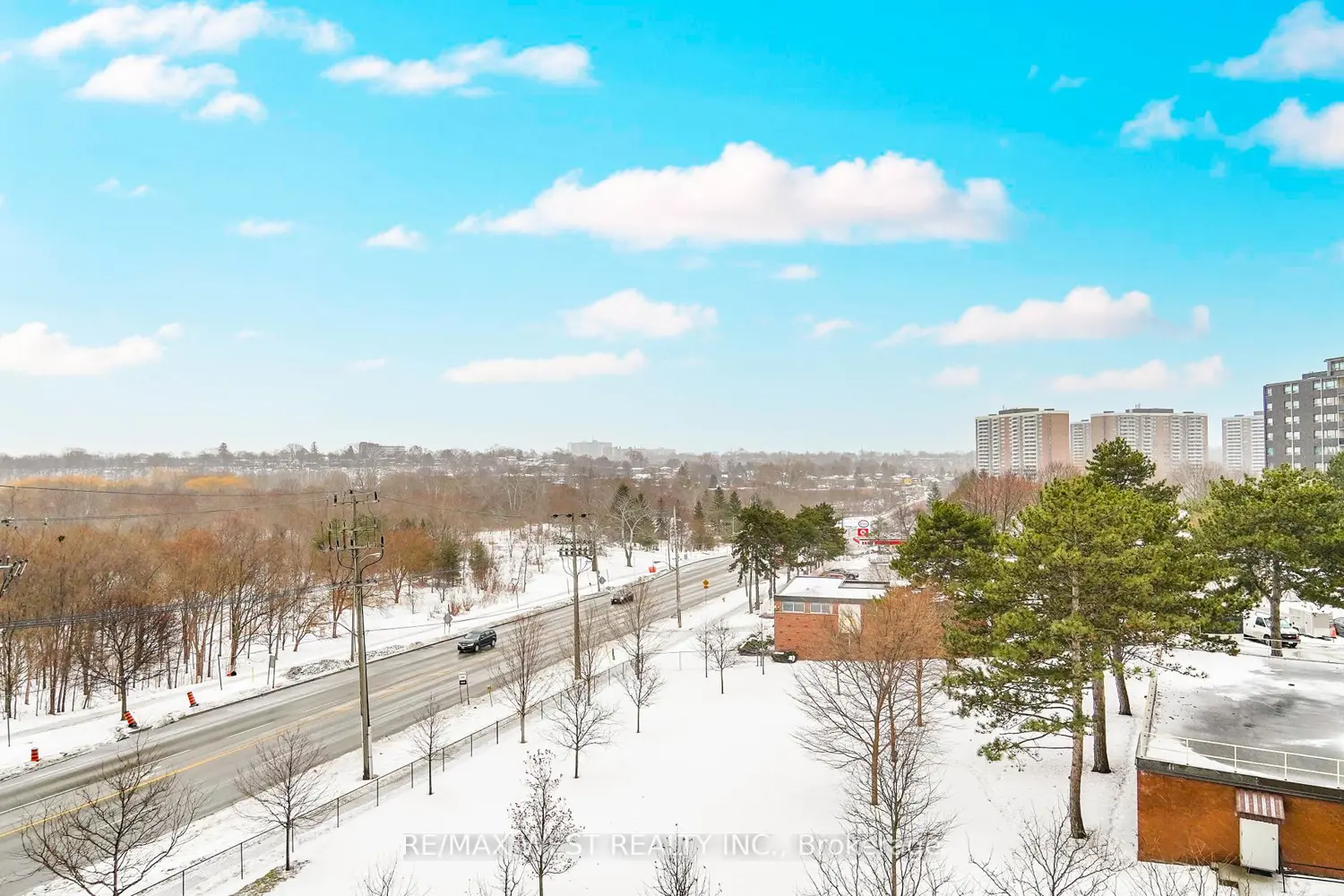 Additional image 11 of 35 Fontenay Court 409