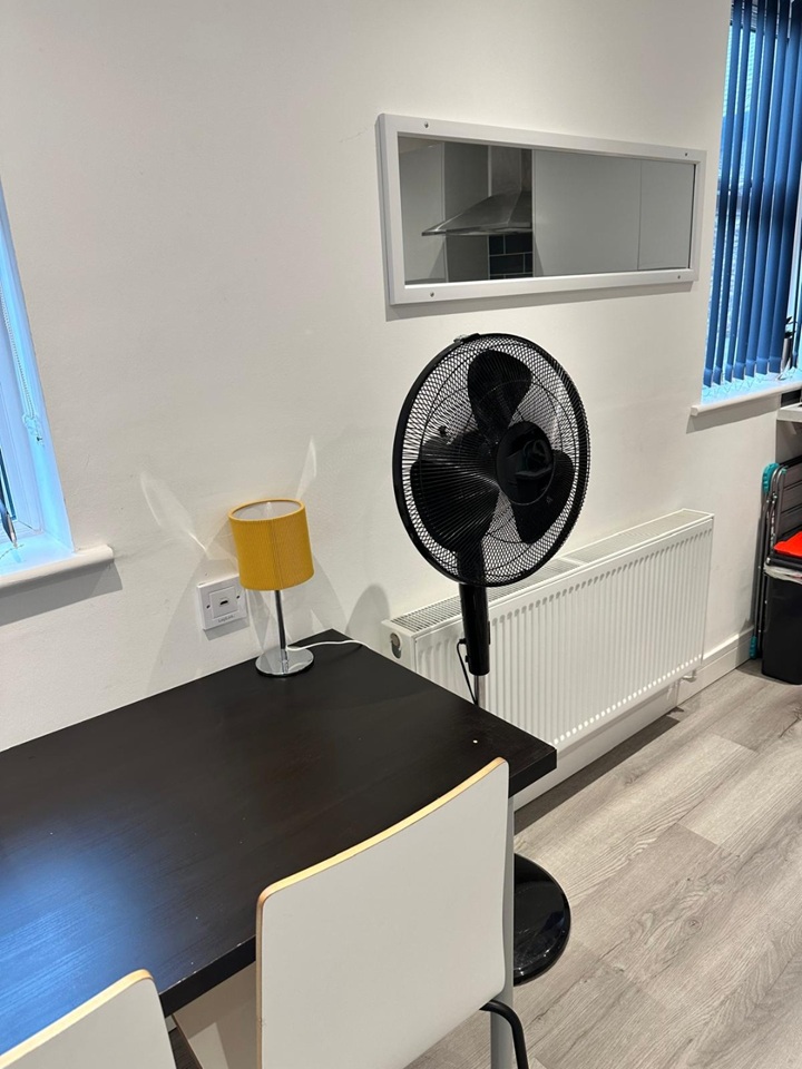 Additional image 5 of Studio Flat, London, SE5, N1 7GU