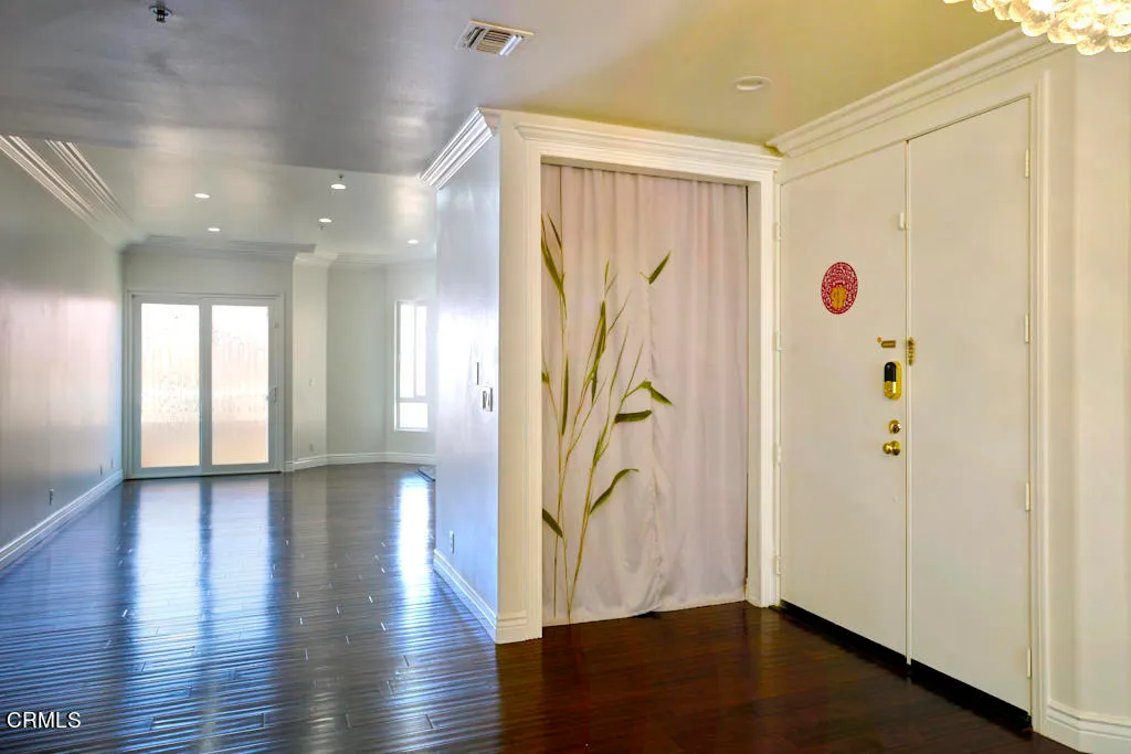 Additional image 32 of 4830 Elmwood Avenue Unit 206, Los Angeles, CA 90004