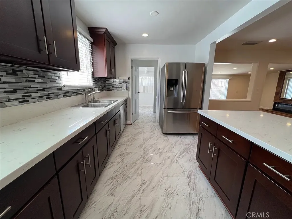 Additional image 26 of 9711 Hayvenhurst Ave, Northridge, CA 91343