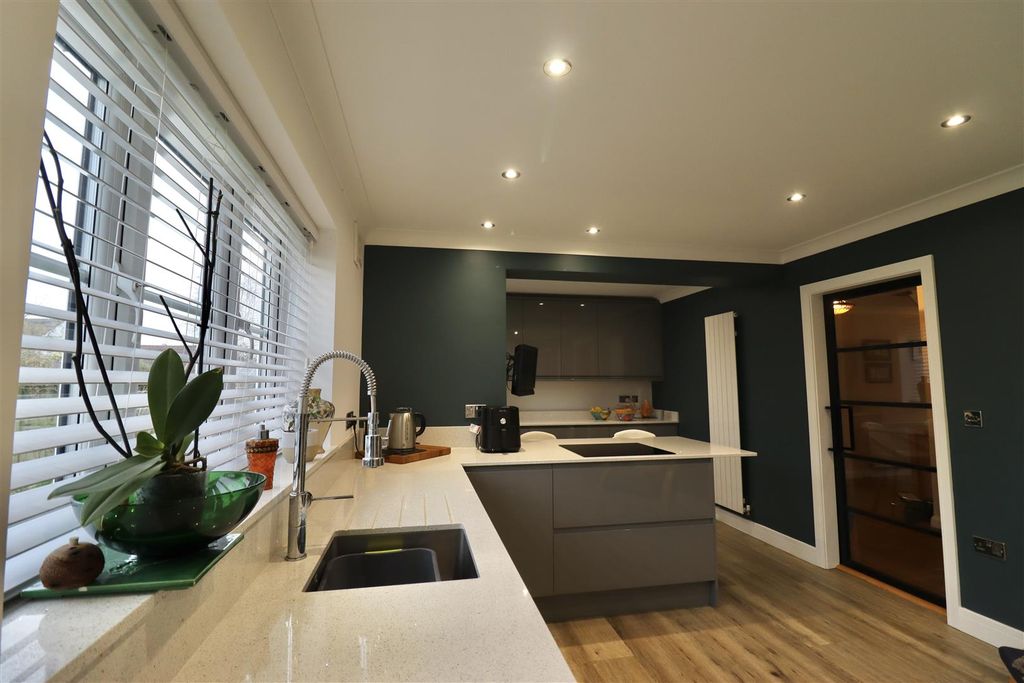 Additional image 6 of 4 bed property for saleThe Gables Paddock, Eastrington, Goole DN14