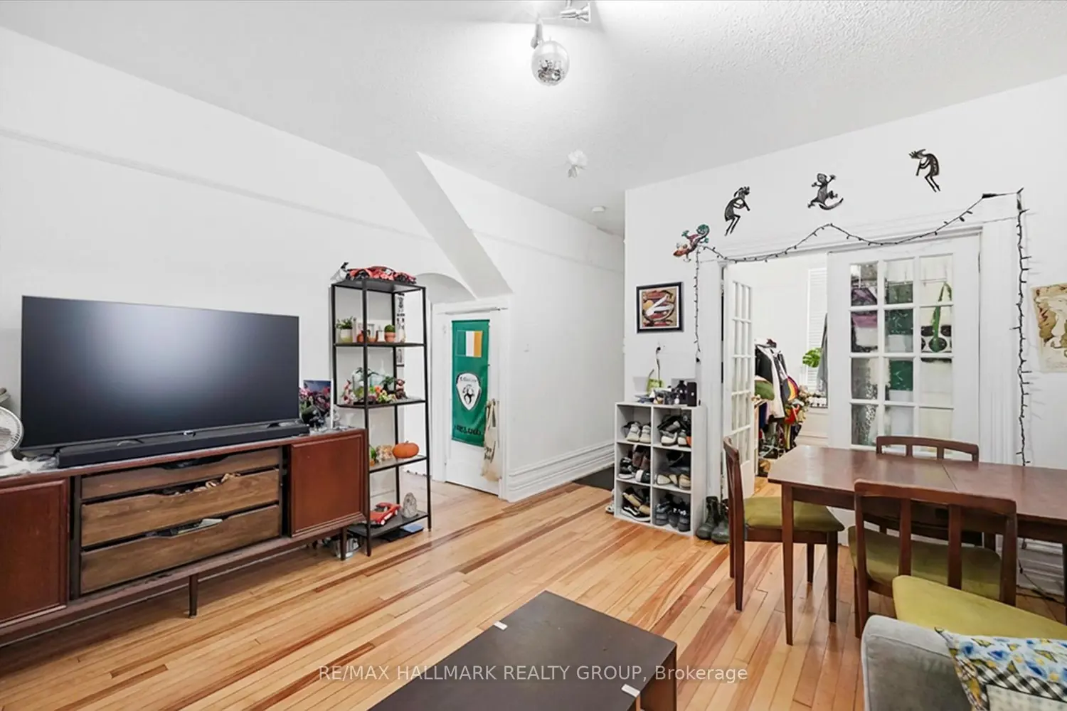 44 St Andrew Street photo 3