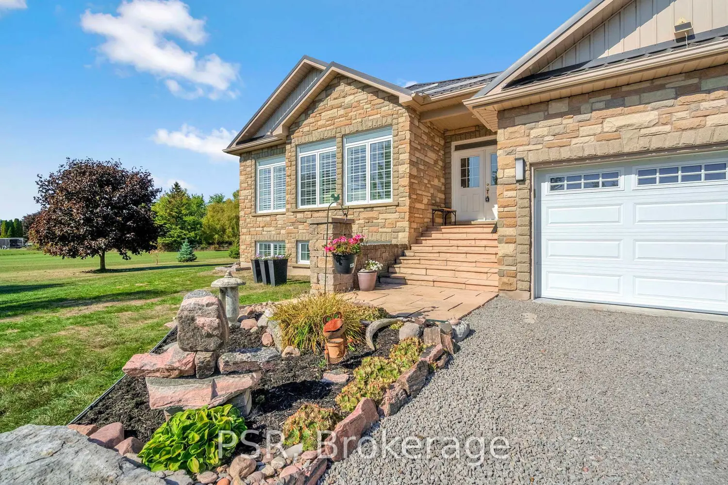 Additional image 4 of 2884 Sunnydale Lane