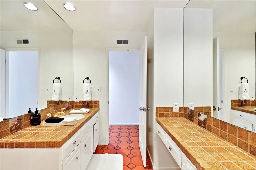 Additional image 89 of 7161 Grasswood Avenue, Malibu, CA 90265