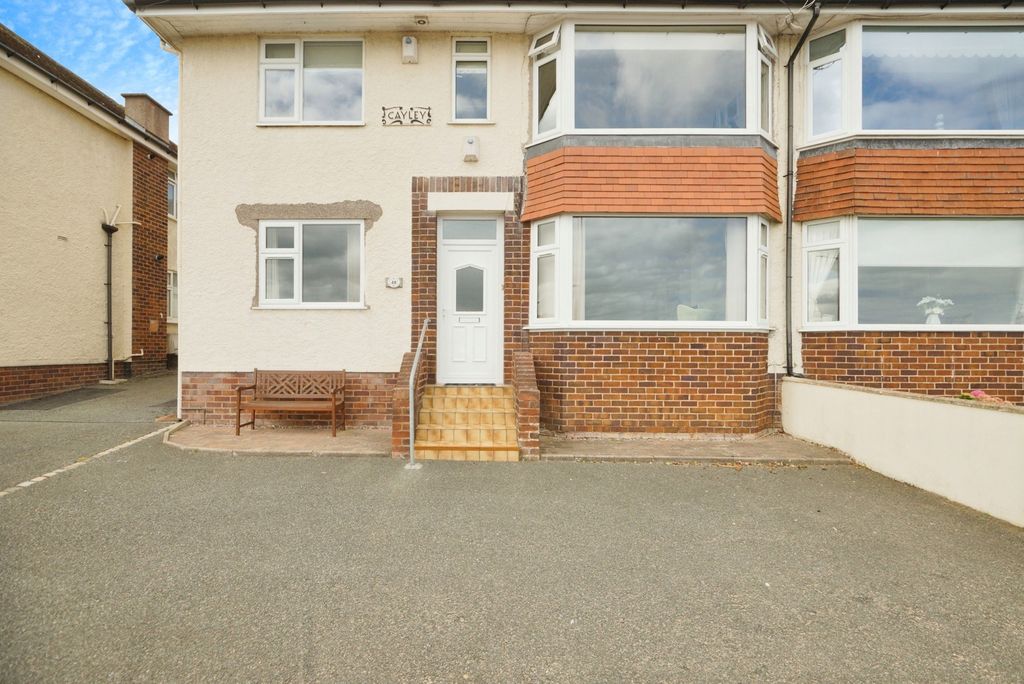 Additional image 18 of 3 bed flat for saleRhos Promenade, Rhos On Sea, Colwyn Bay, Conwy LL28