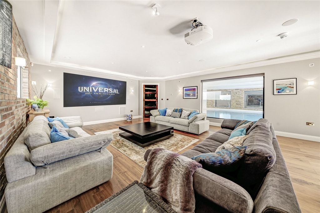 Additional image 30 of 6 bed detached house for saleSea Way, Middleton-On-Sea, West Sussex PO22