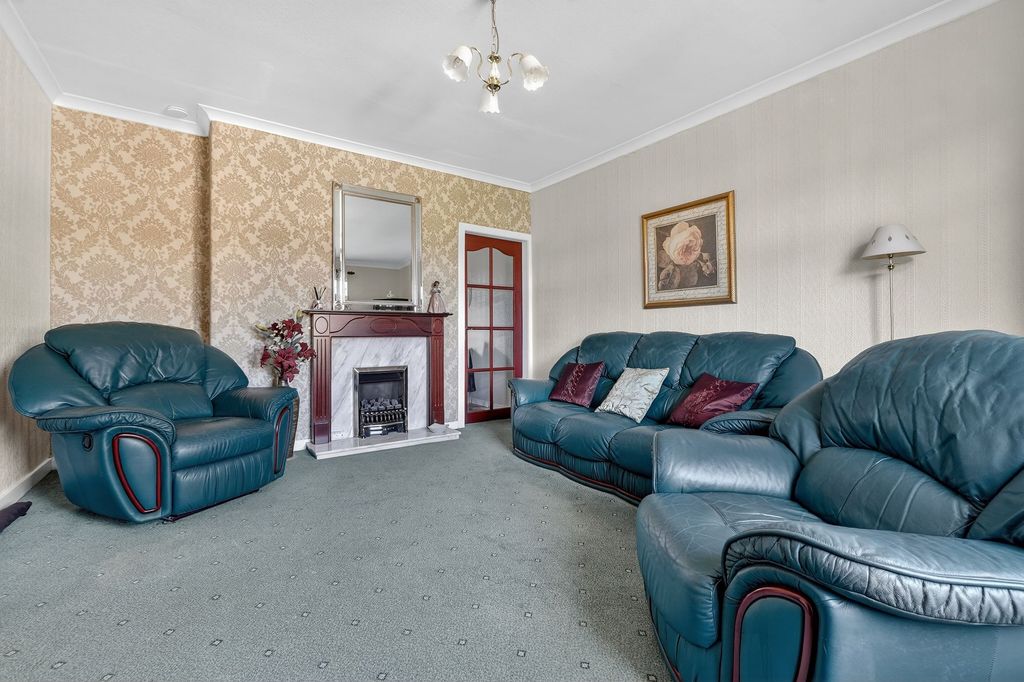 Additional image 6 of 2 bed flat for sale64 Hopes Avenue, Dalmellington, Ayr KA6