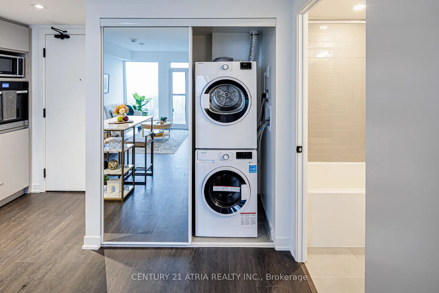 Additional image 11 of 319 Jarvis Street 5011