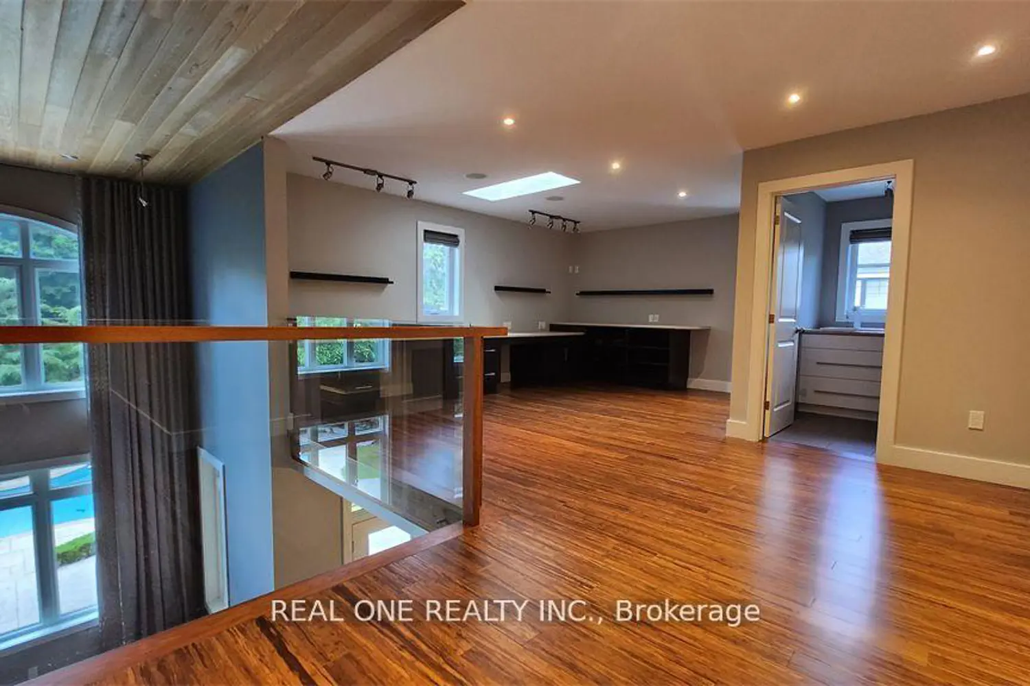 Additional image 10 of 531 Jeanette Drive