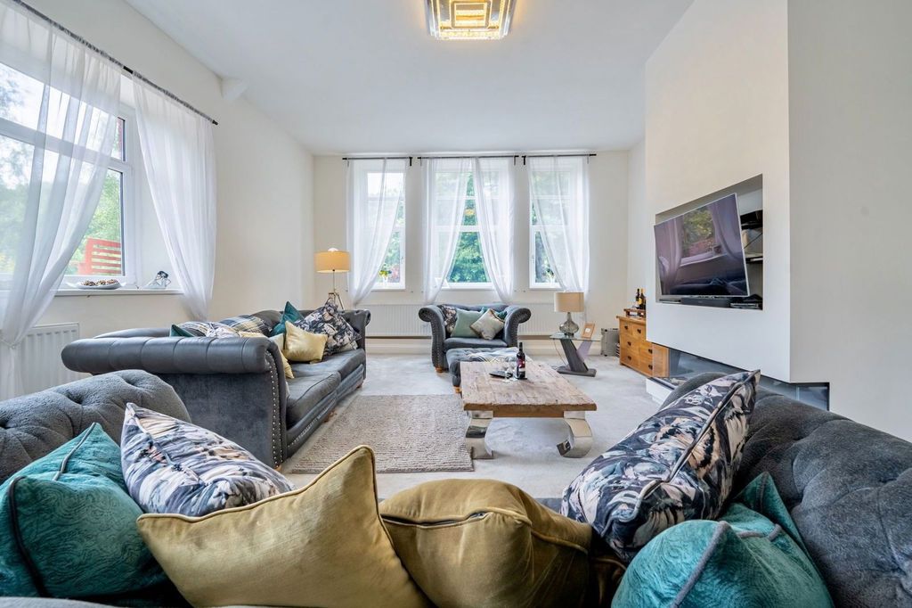 Additional image 11 of 6 bed detached house for saleDuffryn Terrace, Elliots Town, New Tredegar NP24