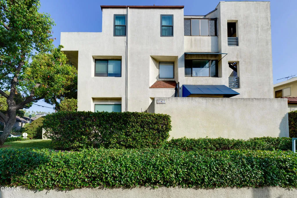 Additional image 2 of 747 E California Boulevard Unit 4, Pasadena, CA 91106