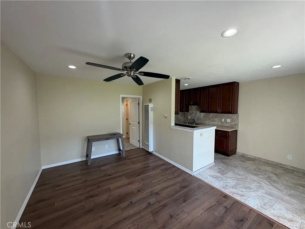 Additional image 20 of 2227 E Westport Dr Unit 2, Anaheim, CA 92806