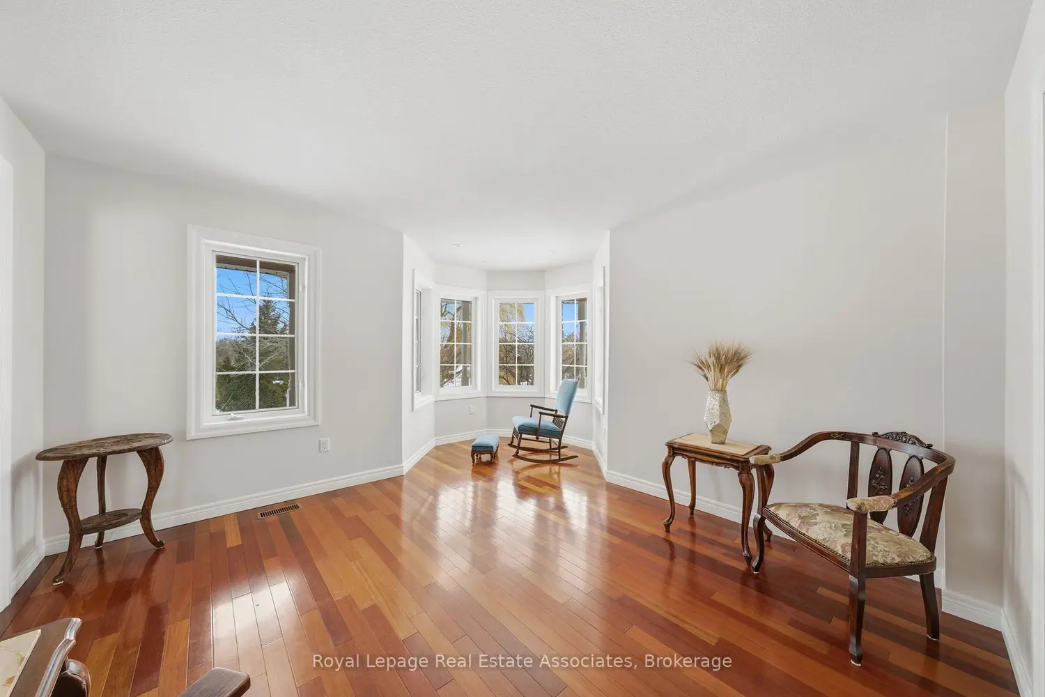 86 Ridge Road photo 2