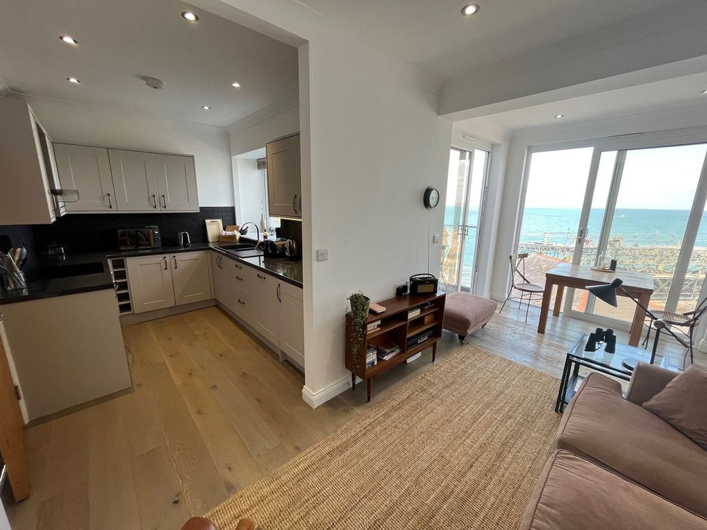 Additional image 11 of 2 bed flat for saleSouth John Street, New Quay SA45