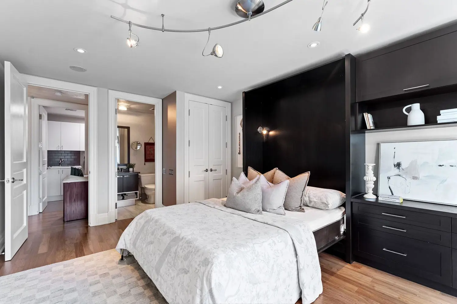 Additional image 13 of 155 St Clair Avenue 603