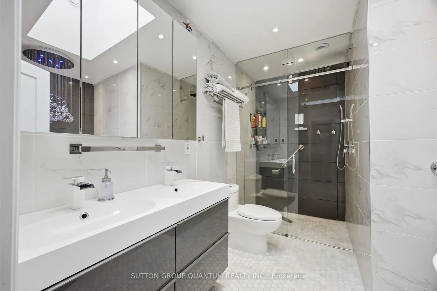 Additional image 9 of 1319 South Aldo Drive