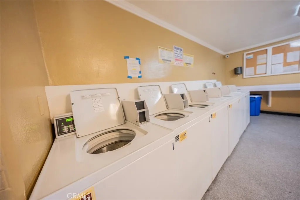 Additional image 18 of 15425 Sherman Way Unit 241, Van Nuys, CA 91406