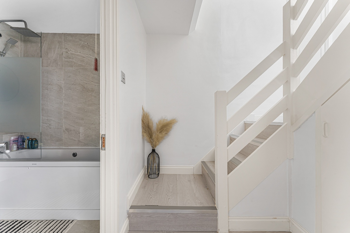 Additional image 5 of 1 Bed Flat, Nightingale Road, N1, N1 7GU