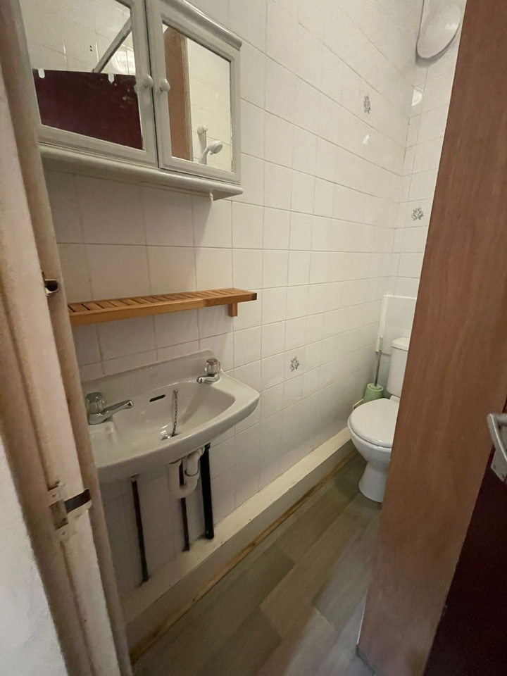 Additional image 6 of Room in a Shared House, Brudenell View, LS6, LS6 1HD