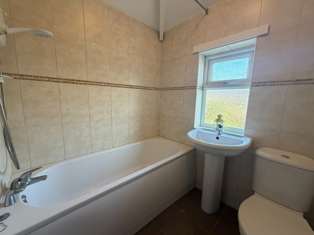 Additional image 9 of 3 Bed End Terrace, Potternewton Avenue, LS7, N1 7GU