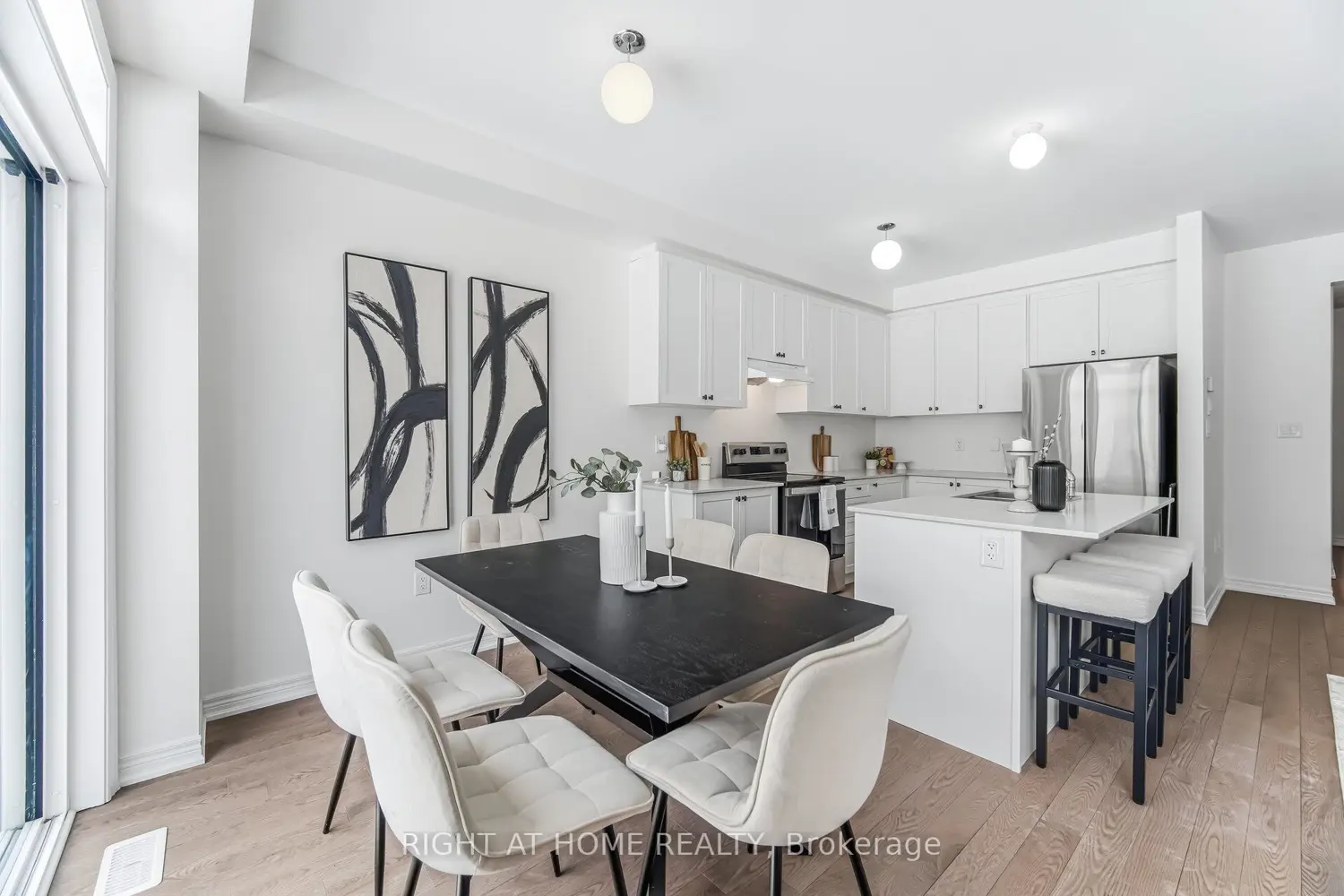 77 Singhampton Road, Vaughan photo 5