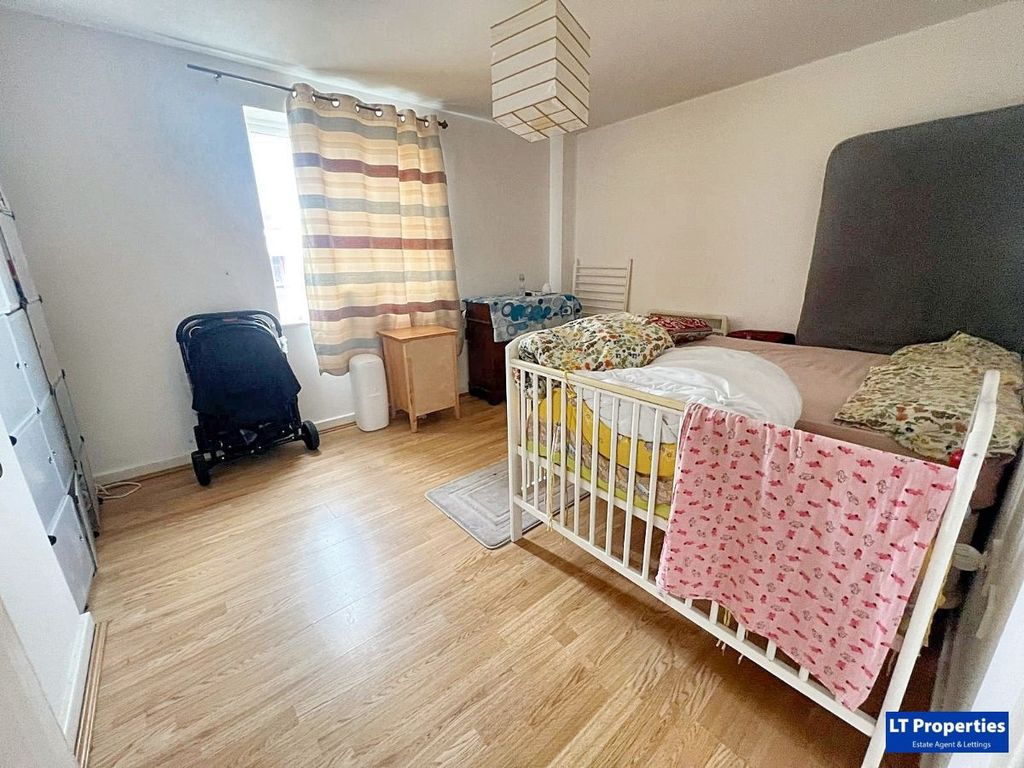Additional image 9 of 1 bed flat for saleApartment, The Academy, Holly Street, Luton LU1